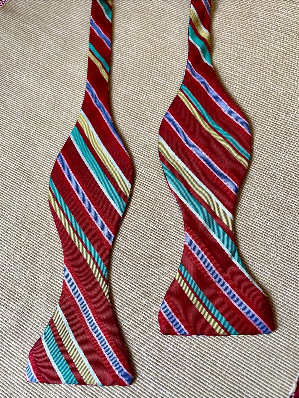 Carrot & Gibbs Silk Bow Tie Red  Stripes Self Tie USA